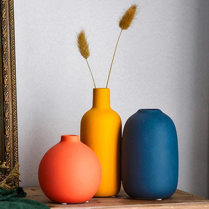 Vase en céramique nordique