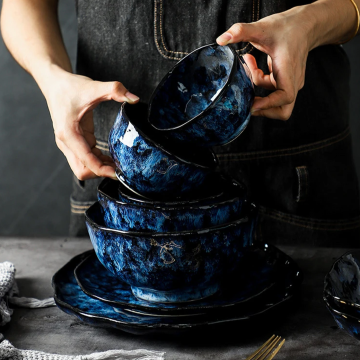 Service de Table Blue Nebula – Élégance Cosmique pour Vos Repas (10 pièces)